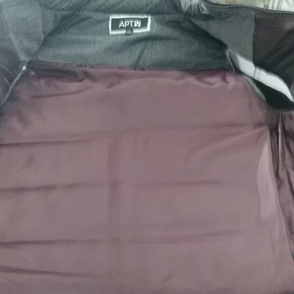 Men's Apt 9 Grey Puffy Vest Medium - Picture 4 of 7